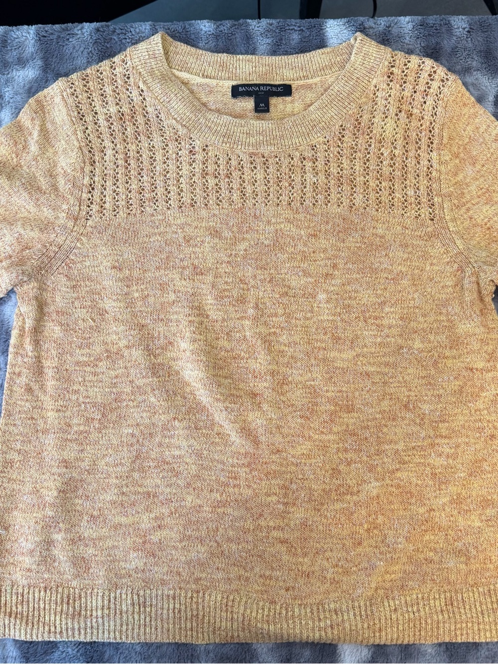 Banana Republic Marled Mustard Knit Pullover size M
